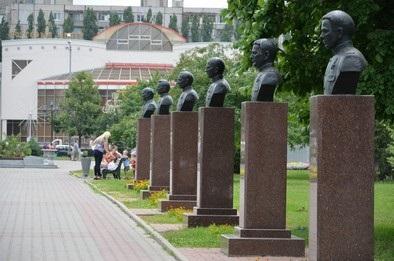 Аллея Славы.jpg