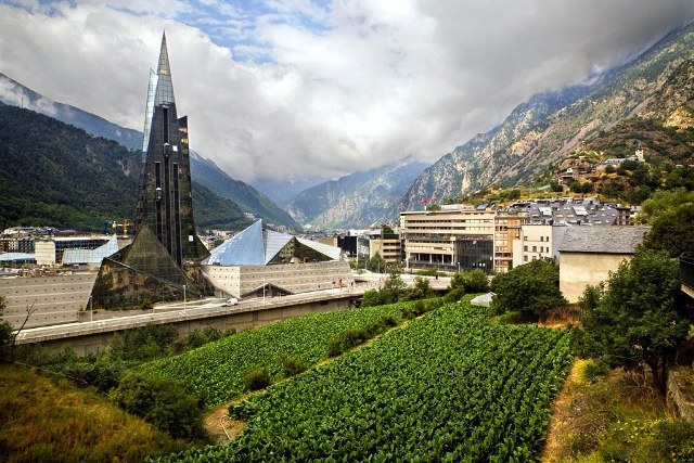 andorra-la-vella-.jpg