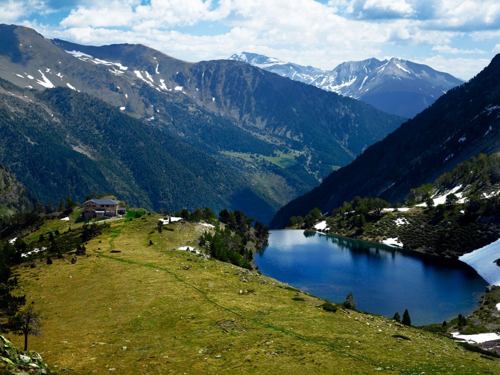 ComapedrosaValley-National-Park.jpg