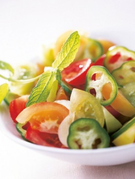 Salat-iz-pomidorov_groot.jpg