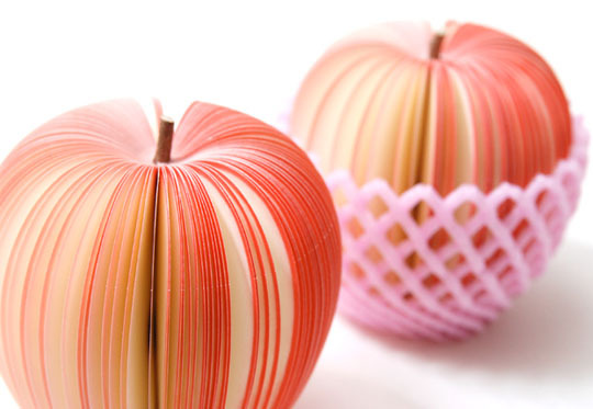55857693_dbros_apple.jpg