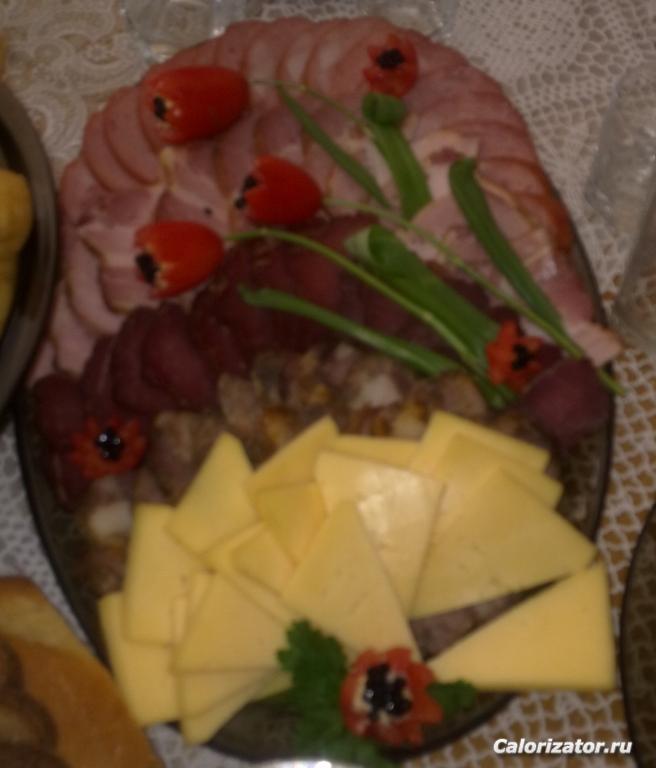 Нарезка с тюльпанами