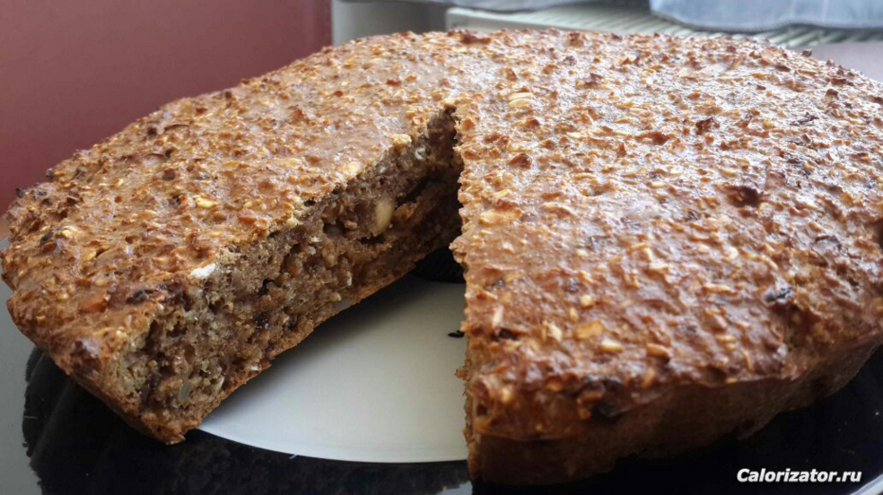 овсяный пирог с изюмом и орехами