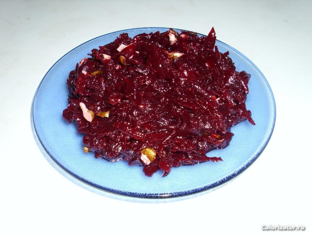 Салат из вареной свеклы с орехами