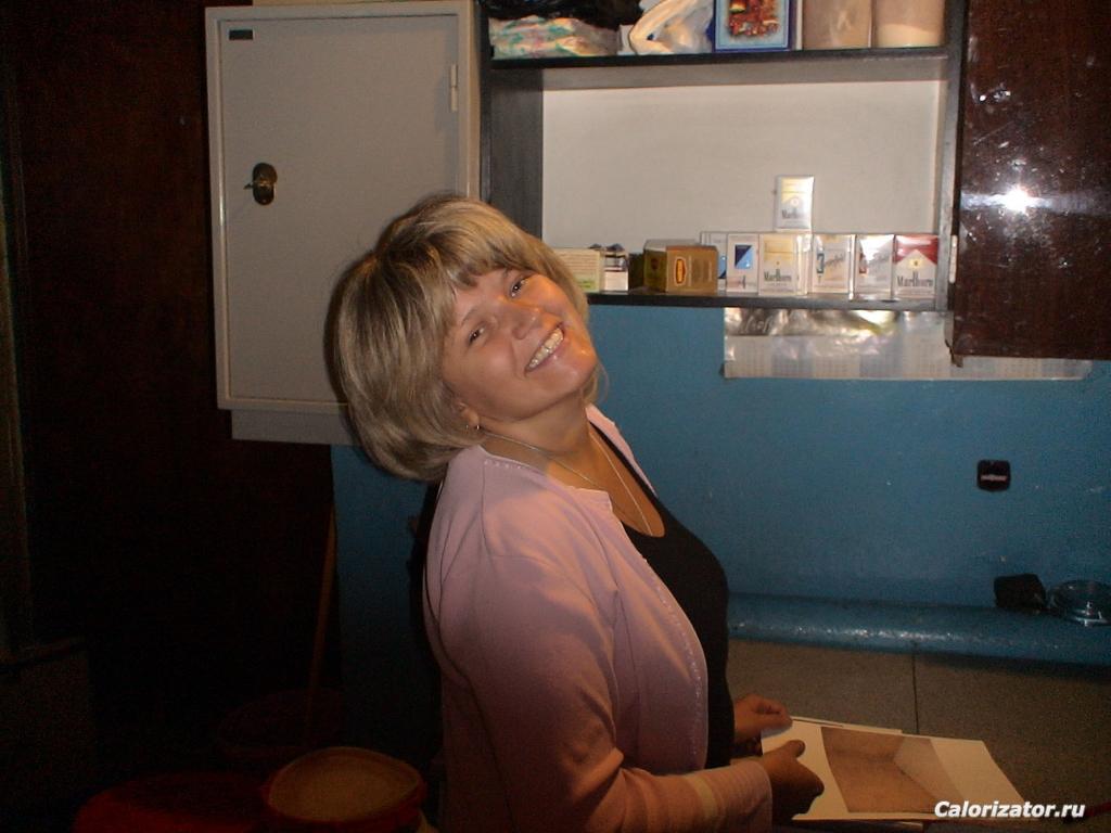 2005год .В кафе
