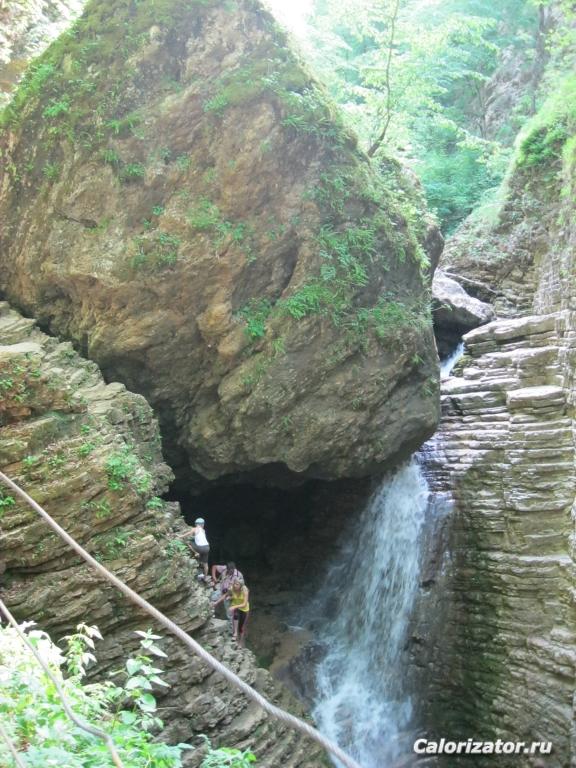 Водопад Сердце Руфабго
