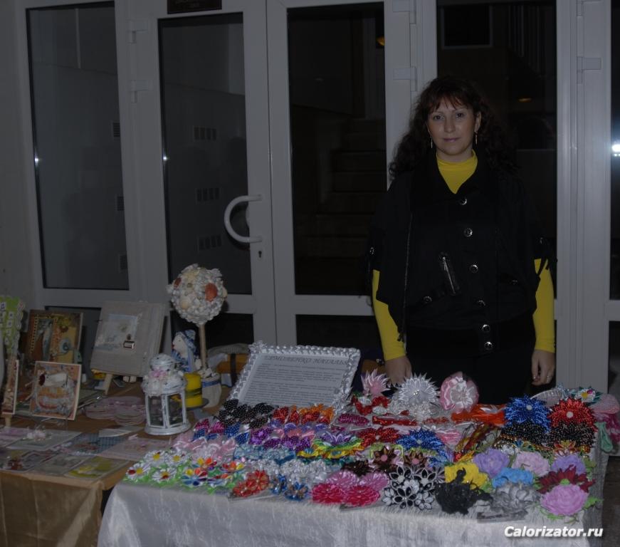 Я на выставке в честь Дня учителя, 4.10.2013г.