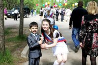 выпускники)