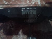 885