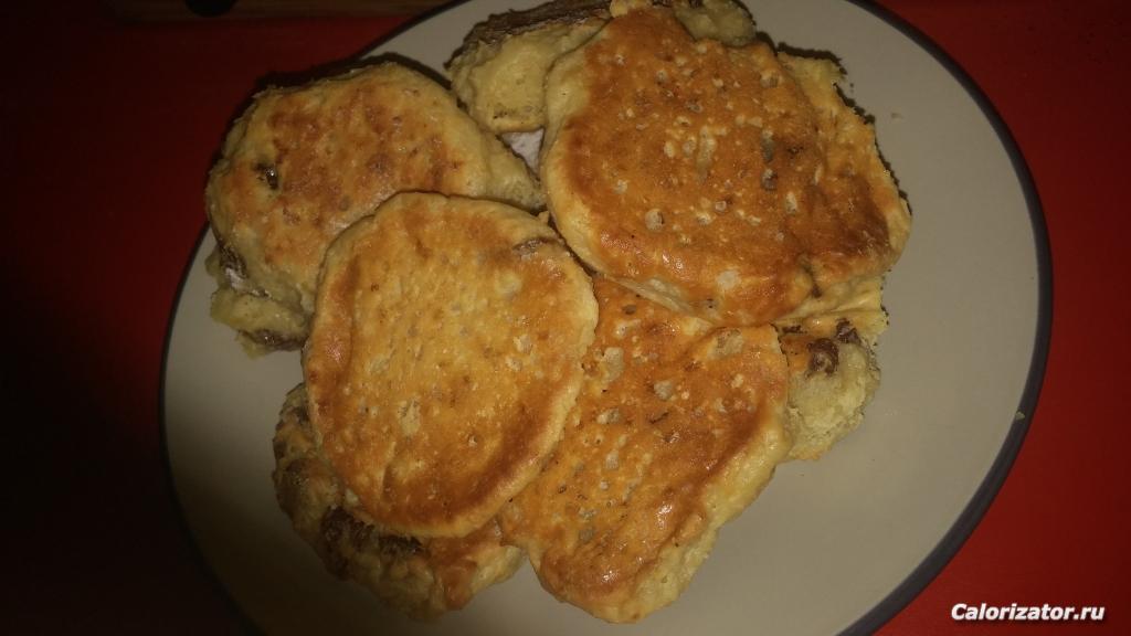 Сырники с изюмом