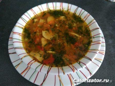 суп с машем, куриным филе, овощами, зеленью