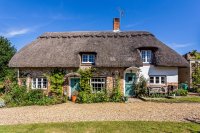 thatched-cottage-for-sale-hampshire-1605175731